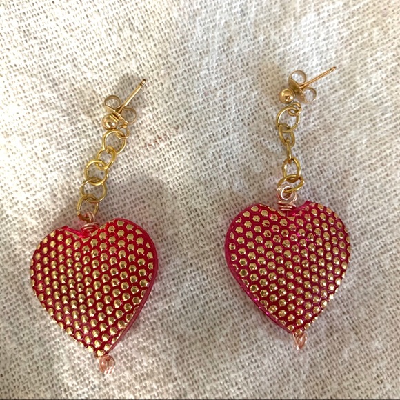 Handmade pink heart dangle earrings - Picture 4 of 6